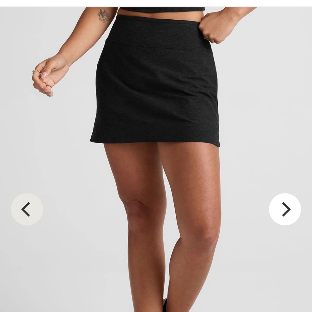 Beyond Yoga Spacedye Movement Skirt in Darkest Night